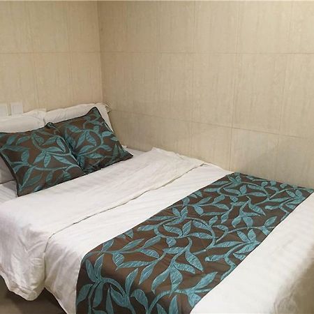 Fei Hung Hotel Цзюлун Экстерьер фото